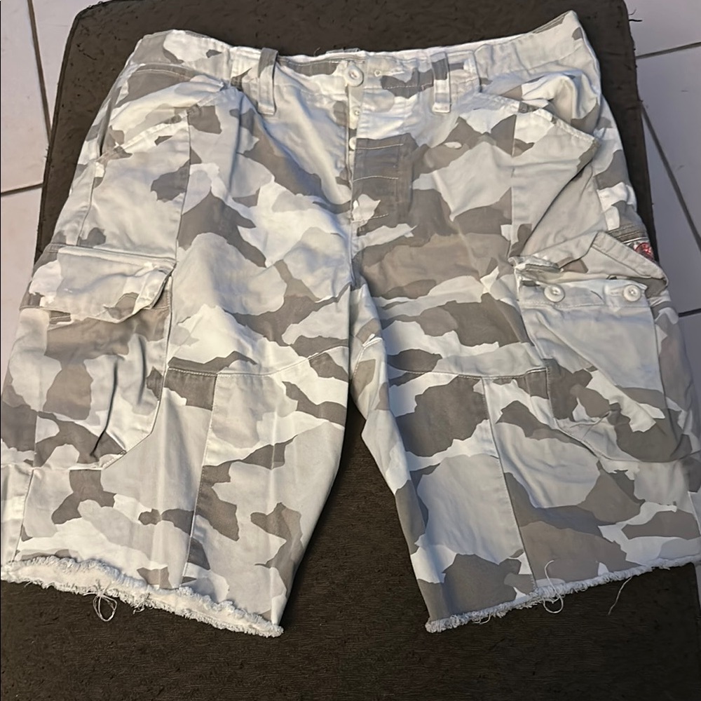 Armani exchange vintage camo cargo shorts